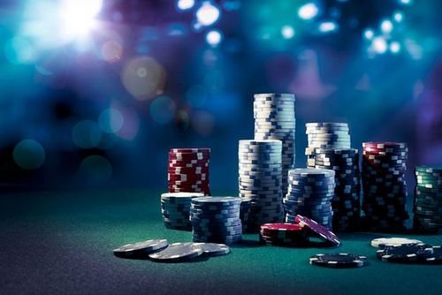 Khulna-based visitor exploring casino-style entertainment on 4777 app